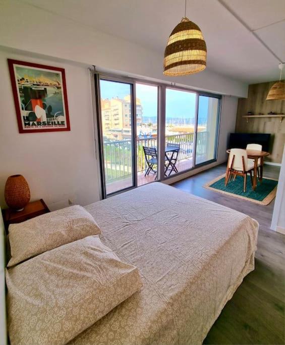 Apartment Rosario' Port D'hyeres - Air-conditioned And Wifi Le Majorelle - T2 50m