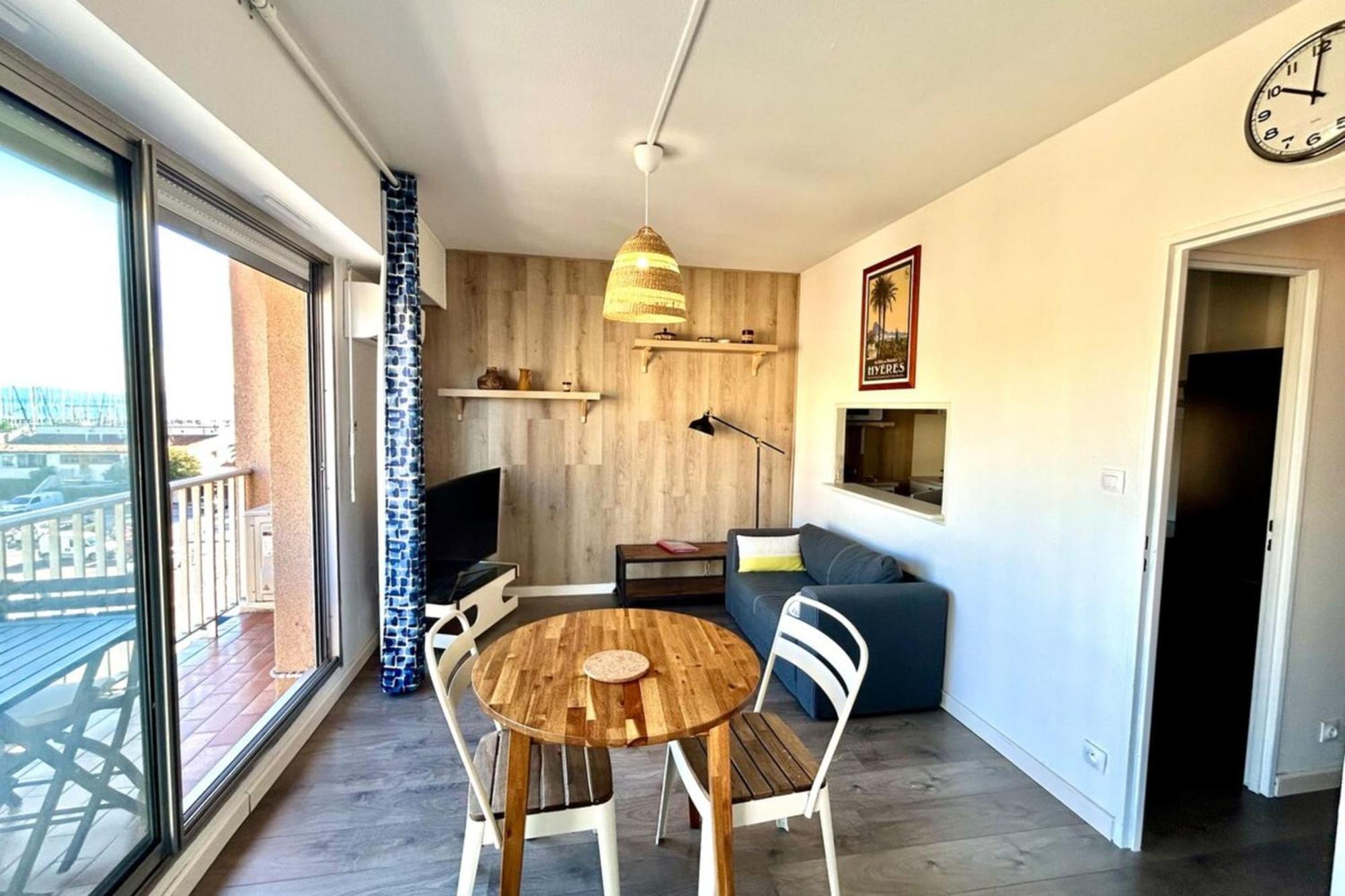 Rosario' Port D'hyeres - Air-conditioned And Wifi Le Majorelle - T2 50m Apartment *