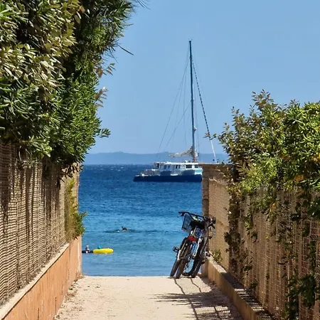 Rosario' Port D'Hyeres - Air-Conditioned And Wifi Le Majorelle - T2 50M Exterior foto
