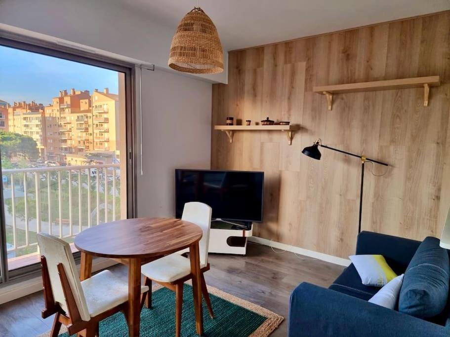 Rosario' Port D'hyeres - Air-conditioned And Wifi Le Majorelle - T2 50m Apartment *